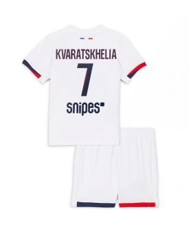 Billige Fotballdrakt Paris Saint-Germain Khvicha Kvaratskhelia #7 Replika Bortedraktsett Barn 2025-26 Kortermet (med bukser)